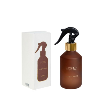 ALVORIA SANDALWOOD purškiamasis namų kvapas, 250 ml. ALVORIA SANDALWOOD purškiamasis namų kvapas, 250 ml.