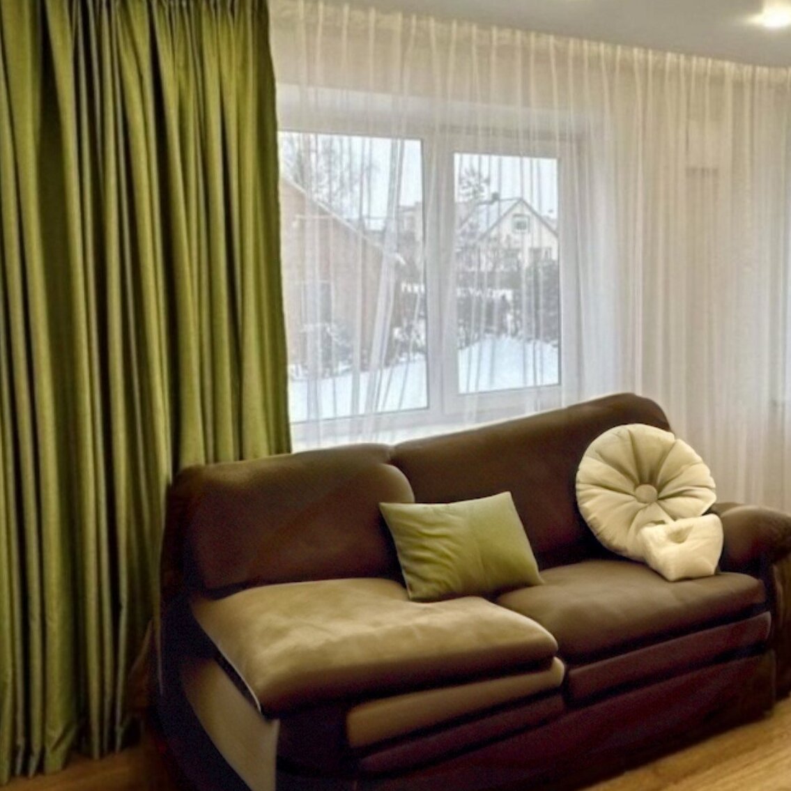 Naktinių užuolaidų audinys, blizgus Naktinių užuolaidų audinys, blizgus
